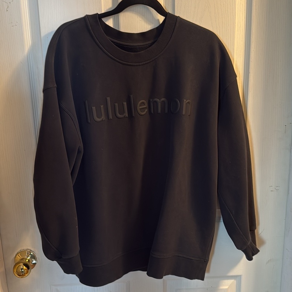 Size 10 lululemon Crewneck